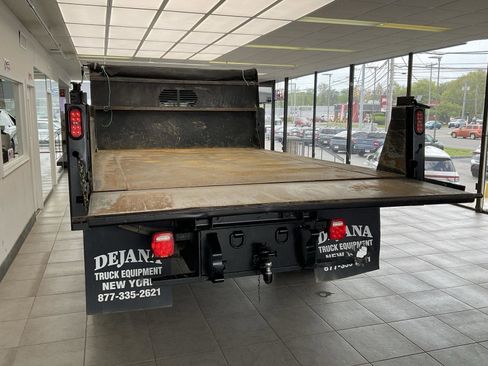 Used 2019 RAM 5500 Tradesman w/ Payload Upgrade Package AWD/4WD image 26