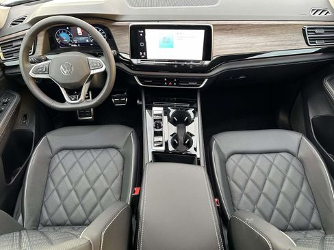 New 2026 Volkswagen Atlas SEL Premium R-Line image 11