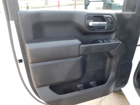 Used 2023 Chevrolet Silverado 2500 W/T w/ WT Fleet Convenience Package image 6