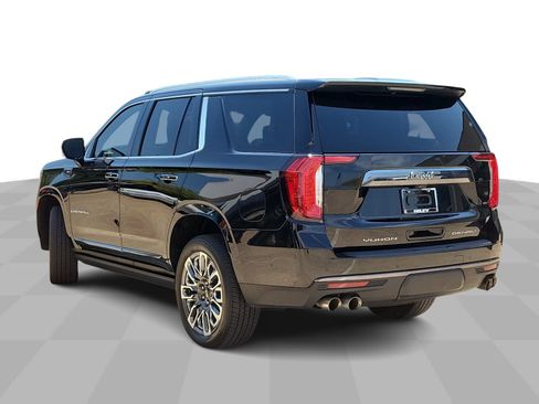 Used 2023 GMC Yukon Denali Ultimate AWD/4WD image 6