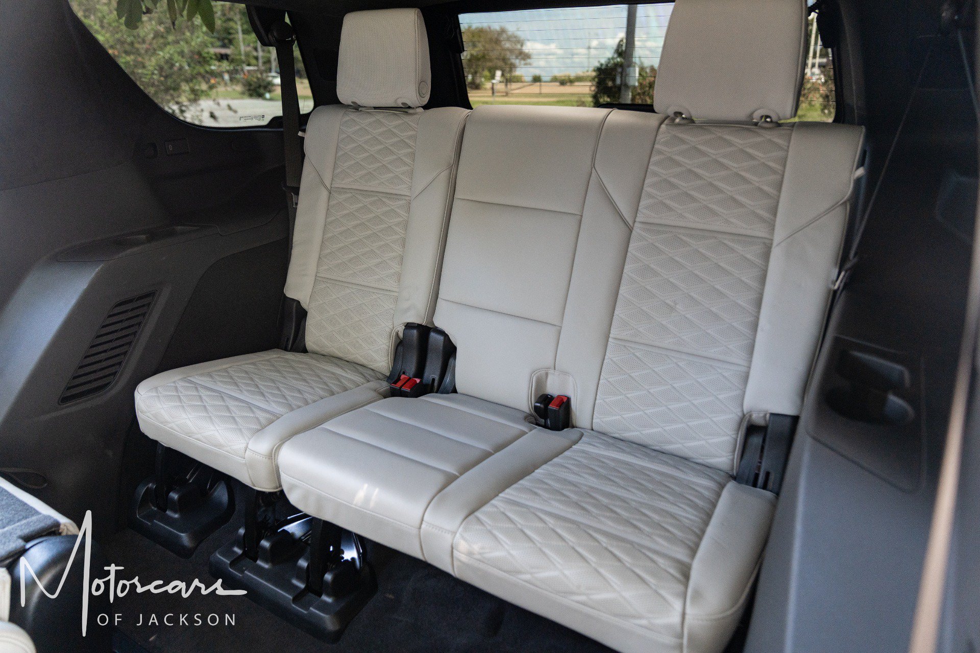 Used 2025 Cadillac Escalade Sport Platinum RWD image 16