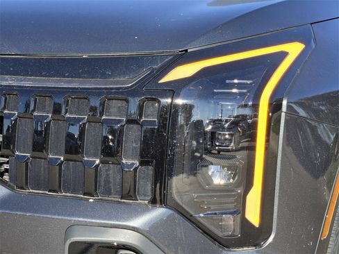 New 2026 Kia Sportage X-Line image 6