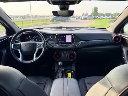 Used 2022 Chevrolet Blazer RS w/ Driver Confidence II Package AWD/4WD image 6