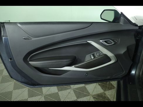 Used 2022 Chevrolet Camaro LT image 23