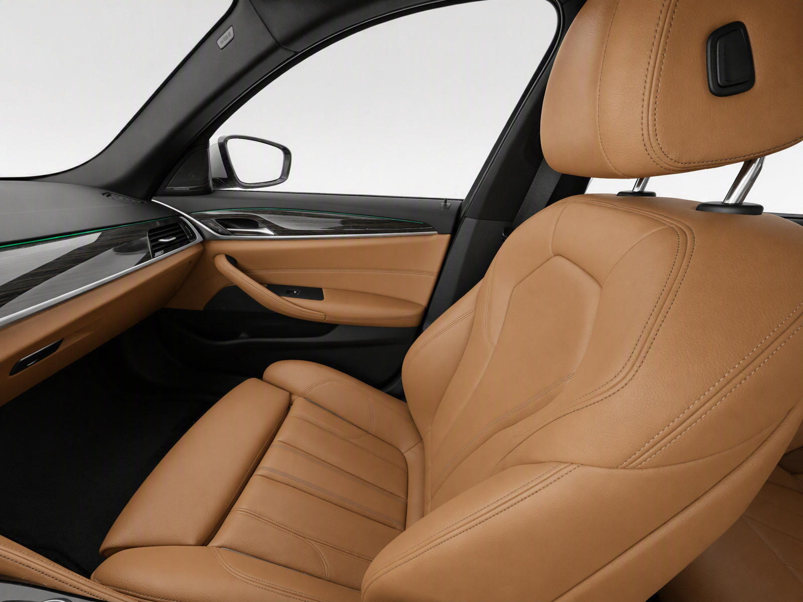 Used 2023 BMW 530i w/ M Sport Package RWD image 18