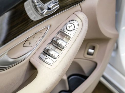 Used 2018 Mercedes-Benz C 300 C 300 Sedan 4D image 36