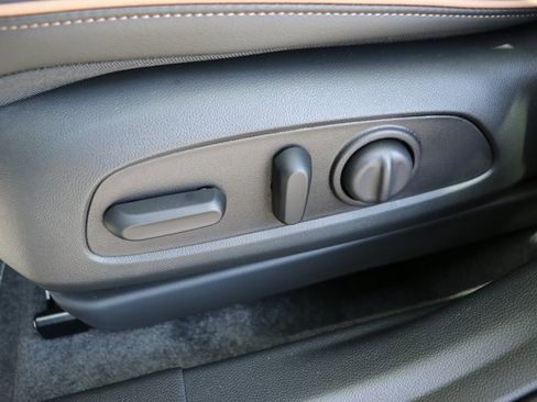 New 2025 Buick Envista Avenir image 17