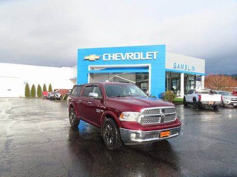 Used 2017 RAM 1500 Laramie image 46