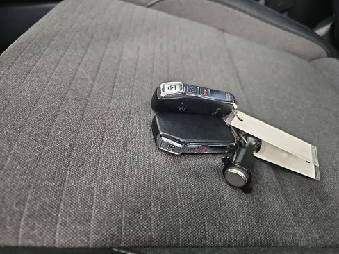 Used 2022 Kia Seltos S image 34