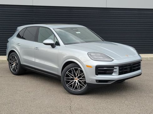 Used 2026 Porsche Cayenne AWD/4WD image 9