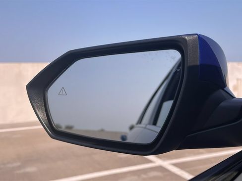 Used 2025 Hyundai Elantra SEL FWD image 19