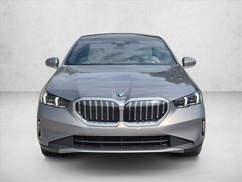 Used 2026 BMW 540i xDrive AWD/4WD image 2