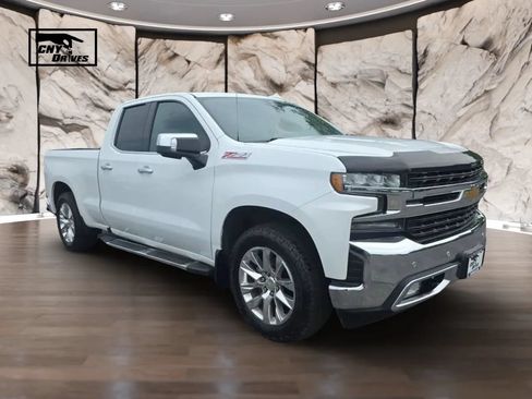Used 2019 Chevrolet Silverado 1500 LTZ AWD/4WD image 3
