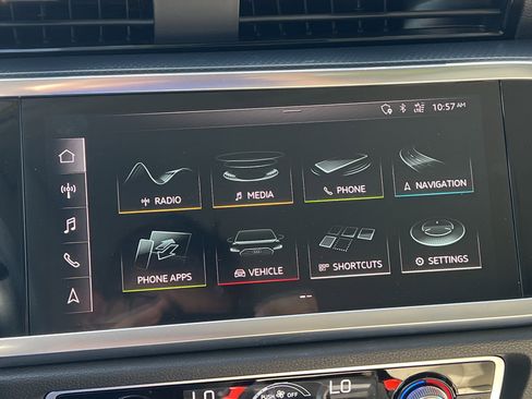 Used 2020 Audi Q3 2.0T Premium Plus image 23