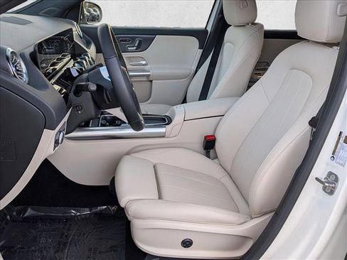 Certified 2025 Mercedes-Benz GLA 250 GLA 250 image 19