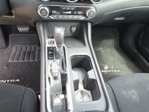 Used 2022 Nissan Sentra SV w/ All-Weather Package image 18