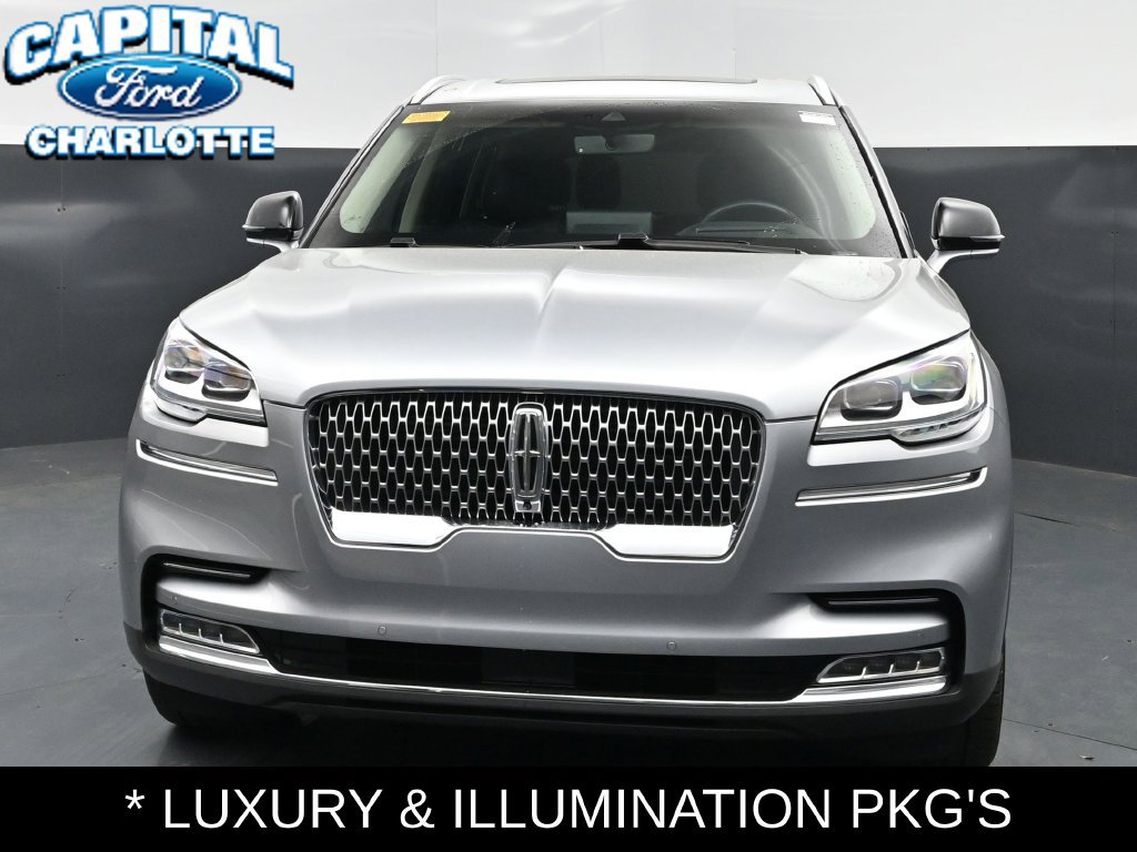Used 2023 Lincoln Aviator Reserve w/ Equipment Group 201A RWD image 3
