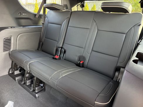 New 2026 GMC Yukon XL Elevation w/ Elevation Premium Package image 33