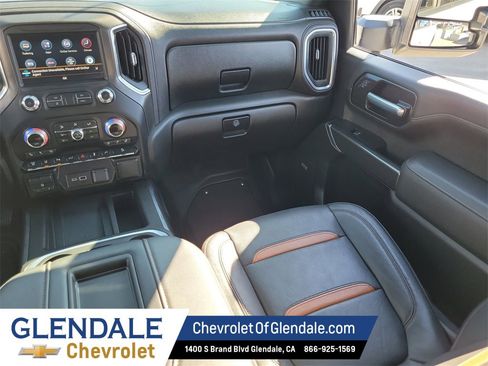 Used 2021 GMC Sierra 2500 AT4 w/ AT4 Premium Plus Package image 25