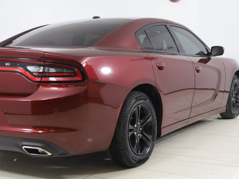 Used 2019 Dodge Charger SXT image 40