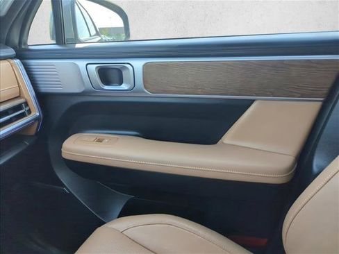 Used 2025 Hyundai Santa Fe Limited AWD/4WD image 23