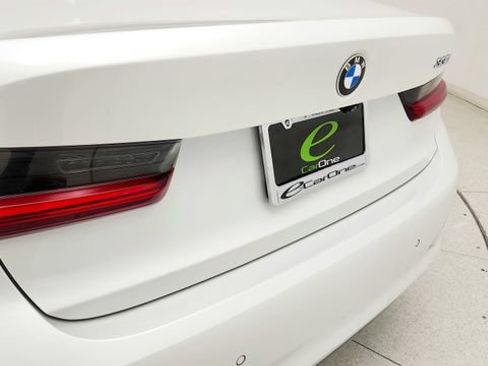 Used 2020 BMW 330i Sedan w/ Convenience Package RWD image 26