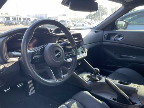 Used 2024 Nissan Z Performance w/ Floor Mat Package RWD image 17