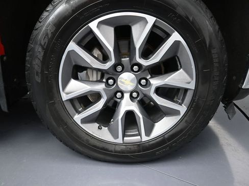 Used 2020 Chevrolet Silverado 1500 LT w/ Texas Edition image 5