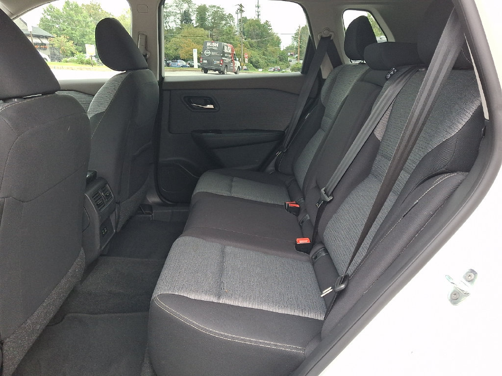 Certified 2023 Nissan Rogue SV AWD/4WD image 11