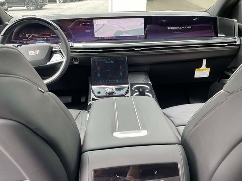 New 2026 Cadillac Escalade Sport w/ LPO, ONYX Package AWD/4WD image 16