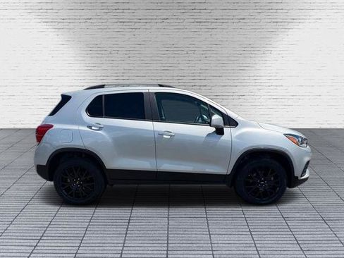 Used 2022 Chevrolet Trax LT w/ Sport Edition AWD/4WD image 7