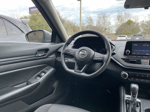 Used 2023 Nissan Altima 2.5 S image 33