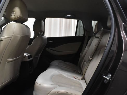 Used 2020 Buick Envision Preferred AWD/4WD image 7