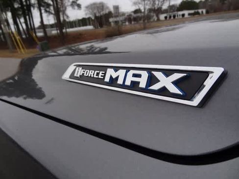 Used 2023 Toyota Sequoia Limited image 46