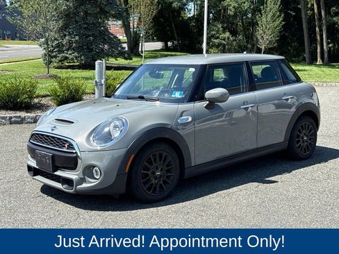 Used 2020 MINI Cooper S FWD image 3