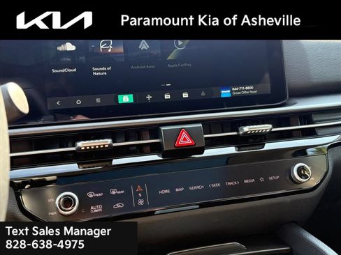 Certified 2026 Kia Sportage EX w/ EX Panoramic Sunroof Package AWD/4WD image 11