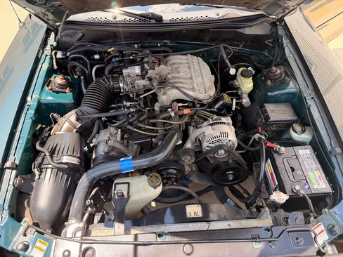 Used 1998 Ford Mustang Convertible RWD image 18