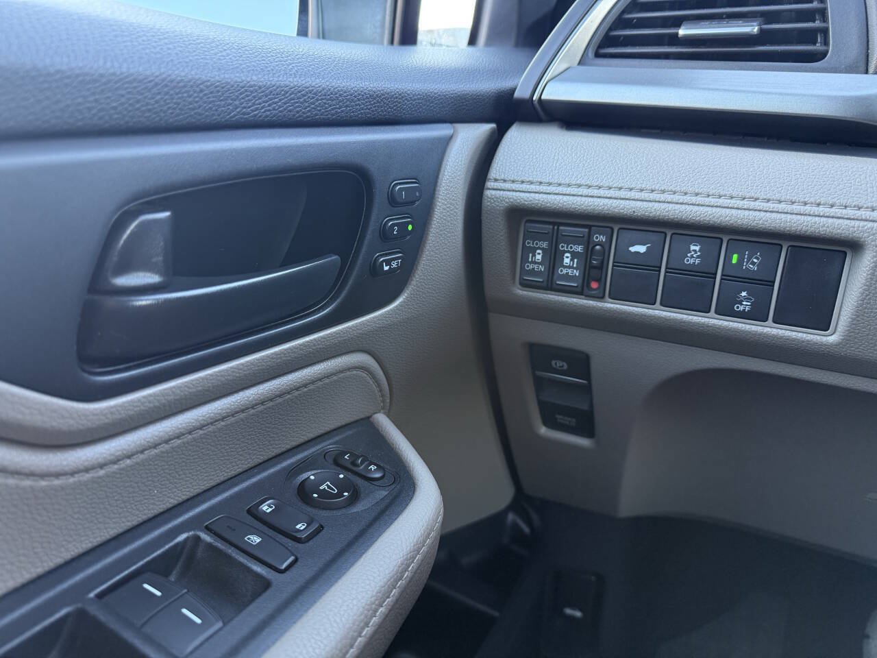 Used 2019 Honda Odyssey EX-L image 22