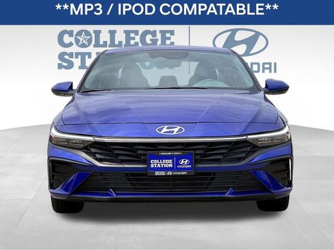 Used 2024 Hyundai Elantra SEL image 10