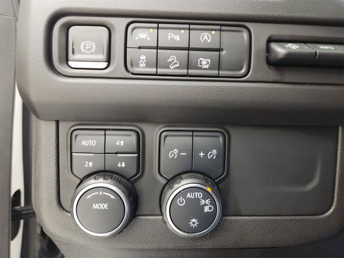 Used 2023 Chevrolet Tahoe High Country image 27