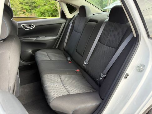 Used 2018 Nissan Sentra SR w/ Electronics Package FWD image 28