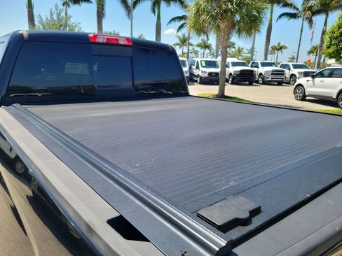 Used 2018 Chevrolet Silverado 1500 LTZ Z71 w/ Redline Edition AWD/4WD image 13