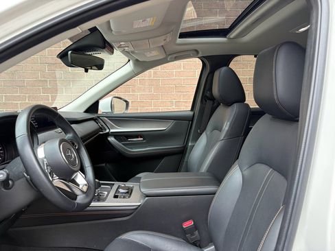 Used 2024 MAZDA CX-90 Plug-In Hybrid w/ Preferred AWD/4WD image 11