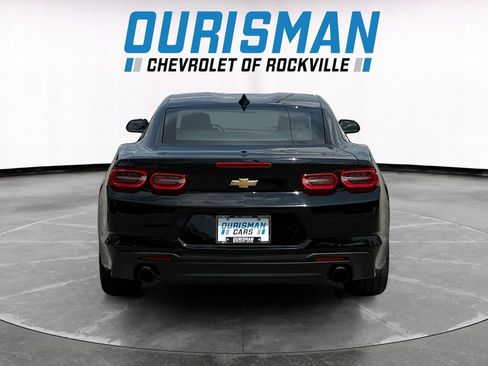 Used 2024 Chevrolet Camaro LT w/ Technology Package RWD image 5
