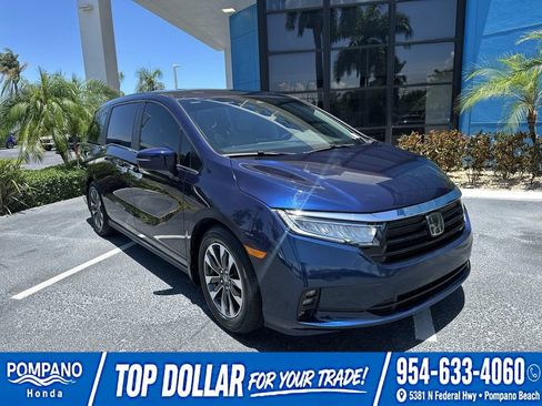 Used 2024 Honda Odyssey EX-L image 2