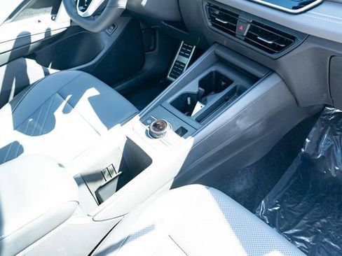 New 2026 Volkswagen Tiguan SE R-Line FWD image 45