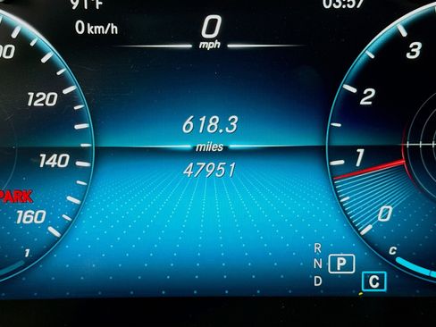 Used 2021 Mercedes-Benz C 300 Sedan w/ Premium Package image 16