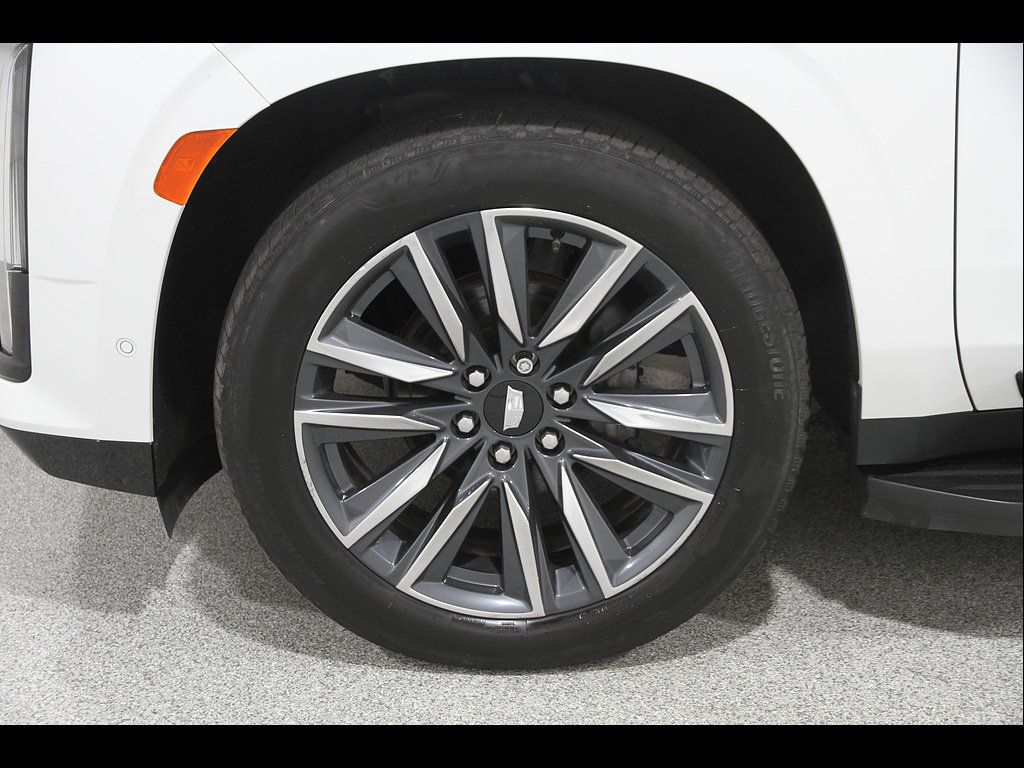 Used 2021 Cadillac Escalade ESV Sport w/ Driver Assist Tech Package AWD/4WD image 28