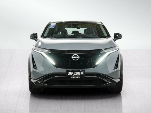 Used 2024 Nissan Ariya AWD image 8
