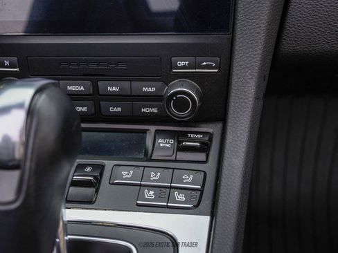 Used 2025 Porsche 718 Boxster image 39